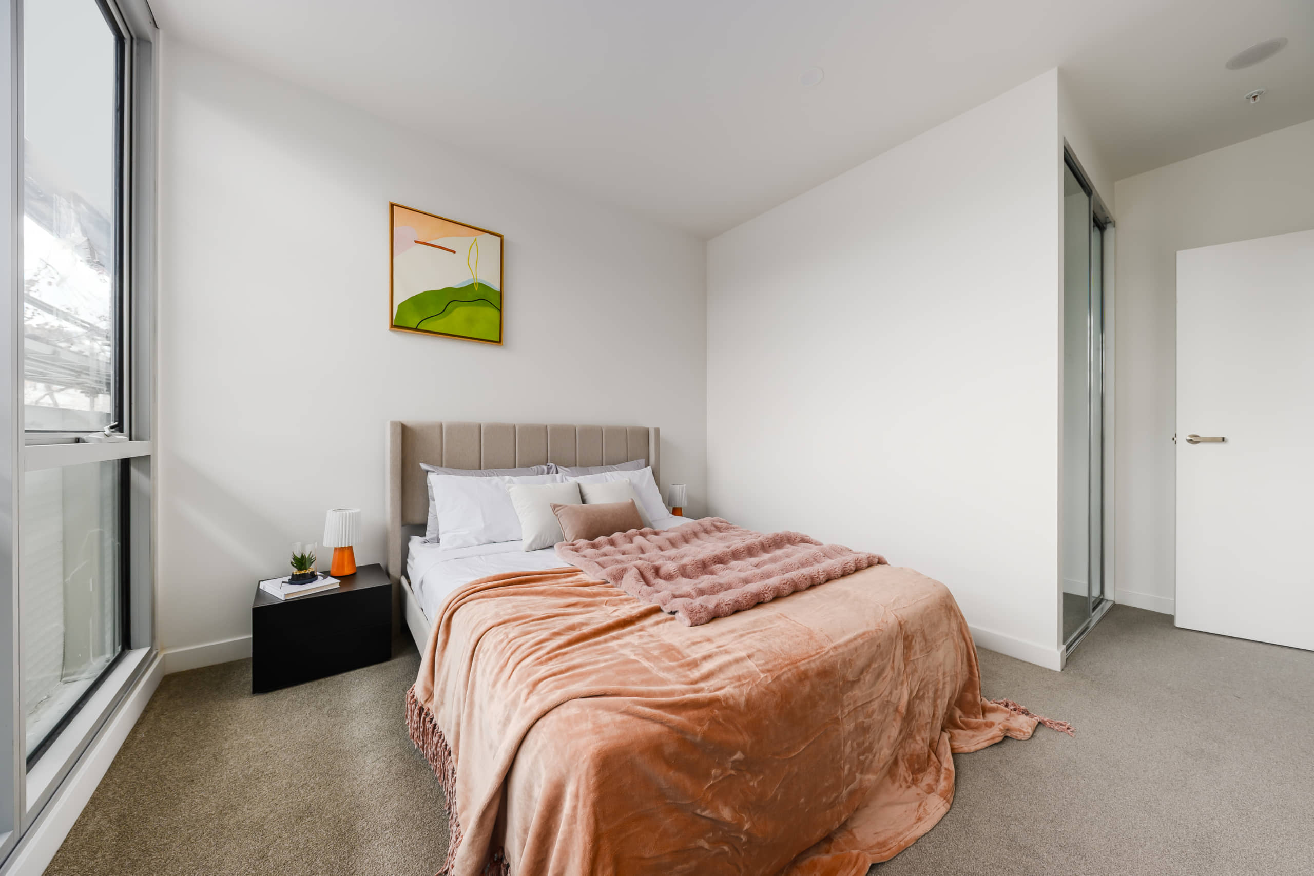 Photo-6-31 Altona — Lot 216