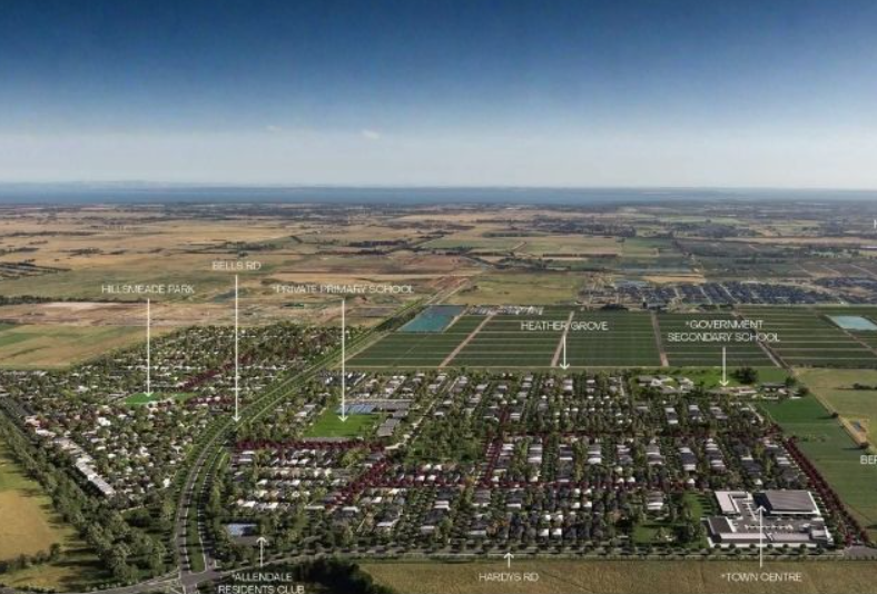Clyde North — Lot 734