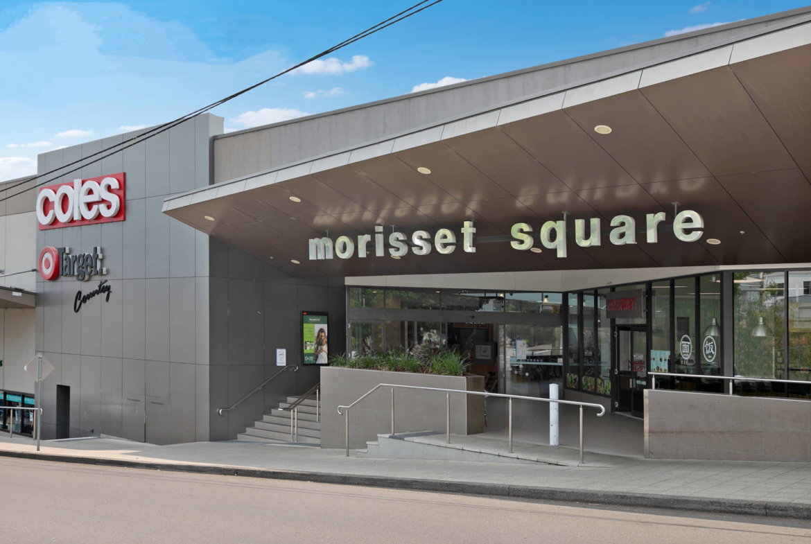 Morisset — Lot 8